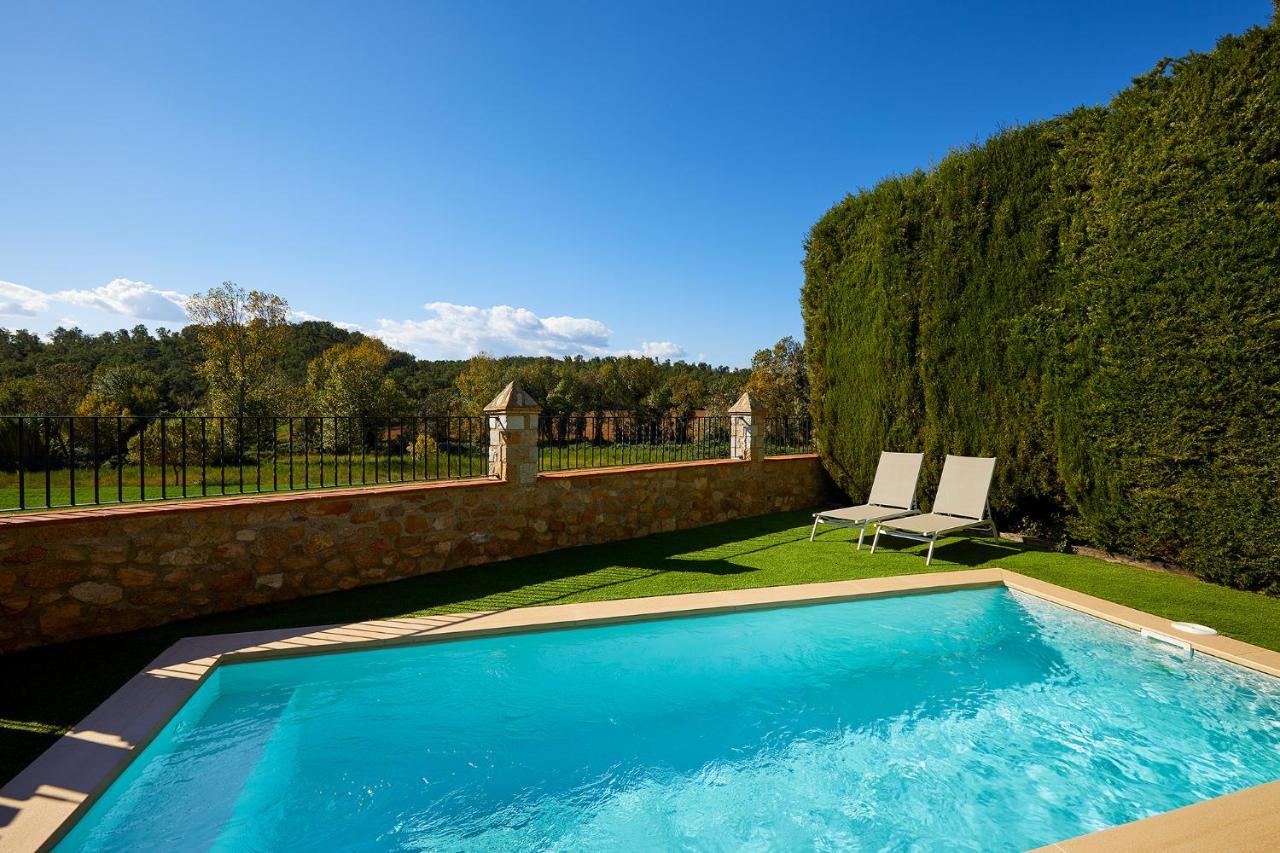 Cal Bisbe, Your Rural Holiday Home Capmany Exteriör bild